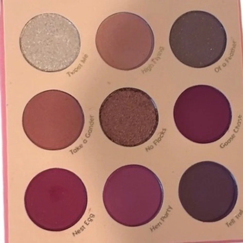 Colourpop fine feathered